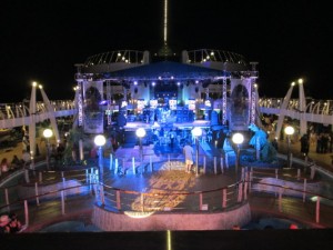 Cruise Temporary Stage